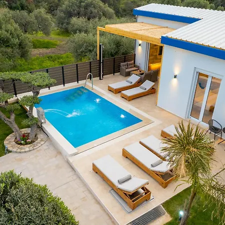 Miranda Blue - 3bd With Private Pool וילה