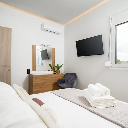 Miranda Blue - 3bd With Private Pool וילה הרסוניסוס